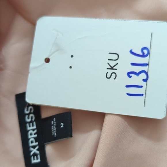 Express Satin Twist Blouse Top Pink M coquette girl preppy party parisian - Picture 10 of 10